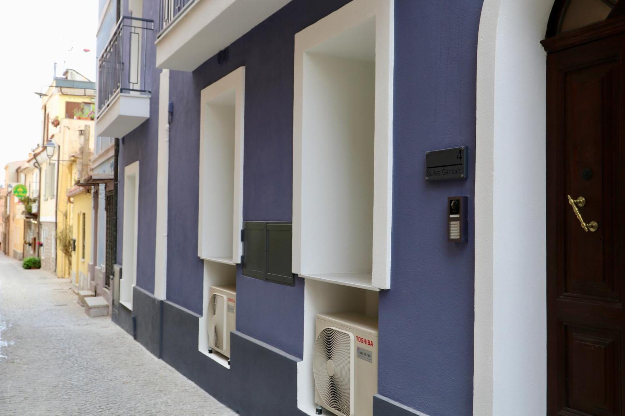 Luxurious Garibaldi Penthouse - Terrace - Great View - Full Renovation - Historical Centre - Amazing